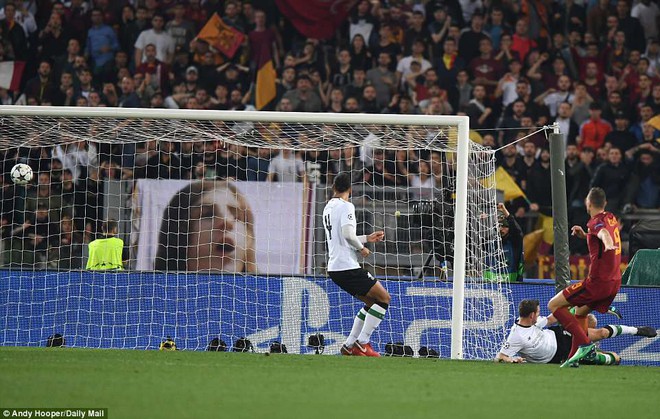 Quật cường ghi liên tiếp 3 bàn, AS Roma khiến Liverpool xanh lét mặt vào chung kết - Ảnh 16.