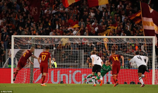 Quật cường ghi liên tiếp 3 bàn, AS Roma khiến Liverpool xanh lét mặt vào chung kết - Ảnh 21.