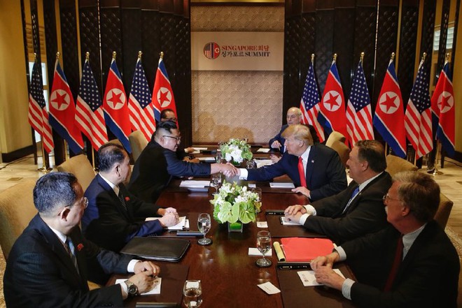 Lãnh đạo Mỹ-Triều bắt đầu phiên mở rộng sau cuộc họp kín 1-1 dài 35 phút - Ảnh 1.