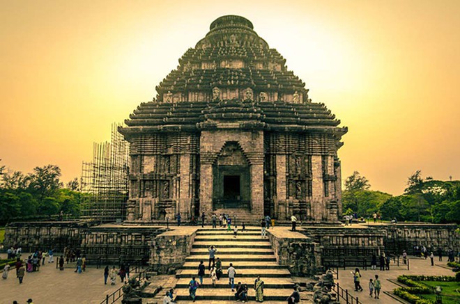 Bí ẩn những ngôi đền vượt thời gian ở Ấn Độ: Có cái giá trị tới 100 tỉ USD! - Ảnh 1.