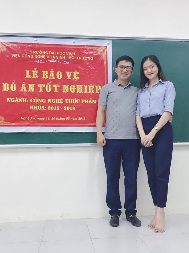 Lãnh đạo trường Đại học Vinh lên tiếng sau vụ Phó bí thư đoàn cầu hôn sinh viên trong lễ tốt nghiệp - Ảnh 2.