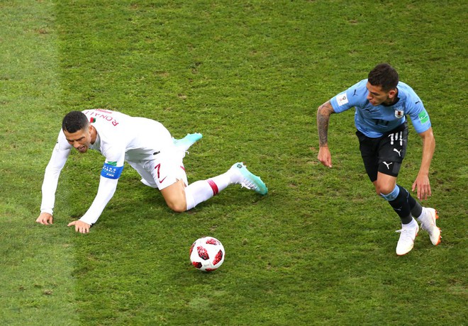 World Cup 2018: Cú đá gôn to gấp đôi cũng không vào và 90 phút vô hại của Ronaldo - Ảnh 5.