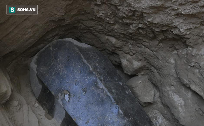 Chưa từng được mở nắp sau 2000 năm, đây là chiếc quan tài nguyên vẹn hiếm thấy ở Ai Cập