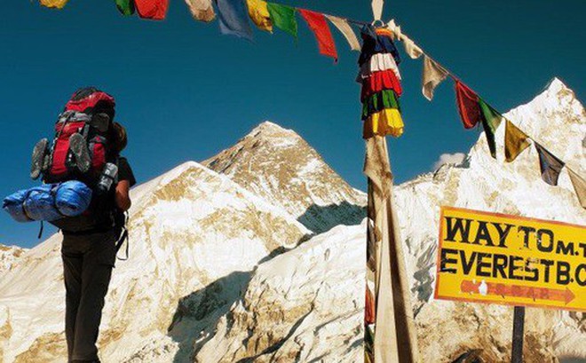 Những điều kỳ dị trên đỉnh Everest mà bạn sẽ không thể ngờ tới Những điều kỳ dị trên đỉnh Everest mà bạn sẽ không thể ngờ tới