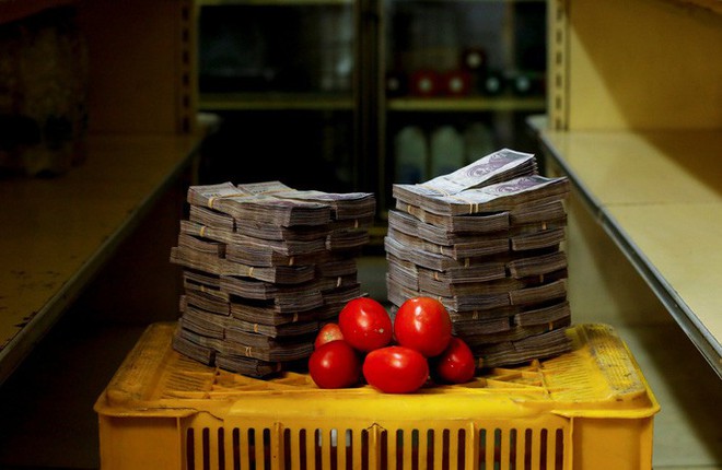  Mất giá khủng như tiền Venezuela: 1 kg thịt giá 9,5 triệu bolivar! - Ảnh 3.