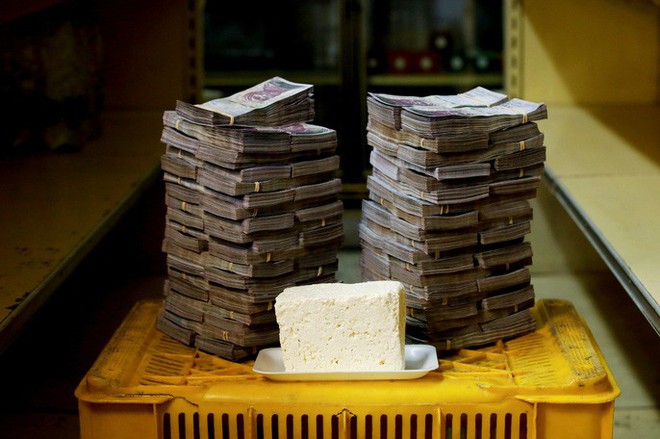  Mất giá khủng như tiền Venezuela: 1 kg thịt giá 9,5 triệu bolivar! - Ảnh 8.