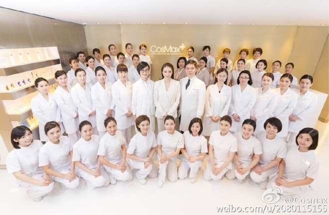Triệu Mẫn đẹp nhất màn ảnh: Lấy đại gia tật nguyền hơn 15 tuổi, sống giàu sang viên mãn - Ảnh 18. Triệu Mẫn đẹp nhất màn ảnh: Lấy đại gia tật nguyền hơn 15 tuổi, sống giàu sang viên mãn - Ảnh 18.