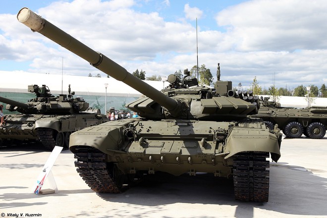 Lính xe tăng Nga gặp nguy hiểm: T-72B3 thảm bại trước M1 Abrams SEPv3 Mỹ? - Ảnh 3.