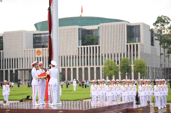 [TRỰC TIẾP] Lễ viếng Chủ tịch nước Trần Đại Quang - Ảnh 2.