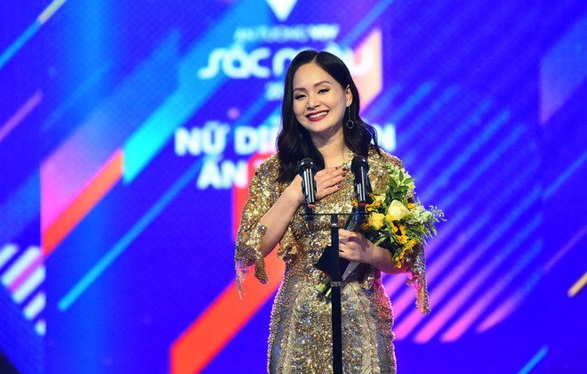 VTV Award 2018: Táo Quân đột ngột xuất hiện, U23 và bé Bôm đoạt giải thưởng quan trọng - Ảnh 11.