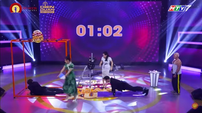 Cụ ông 62 tuổi khiến MC Quyền Linh phát ngượng, Ốc Thanh Vân suýt khóc - Ảnh 2. Cụ ông 62 tuổi khiến MC Quyền Linh phát ngượng, Ốc Thanh Vân suýt khóc - Ảnh 2.