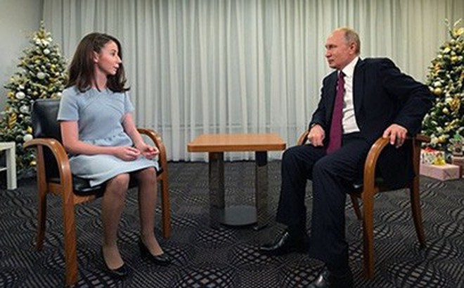 Tổng thống Putin tiết lộ từng mơ ước làm tình báo "như trên phim"