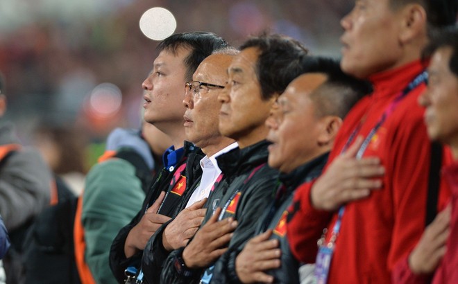 HLV Park Hang-seo: "Tôi sợ phát khiếp ấy chứ, nhưng chẳng có lý do gì để phải né tránh cả"