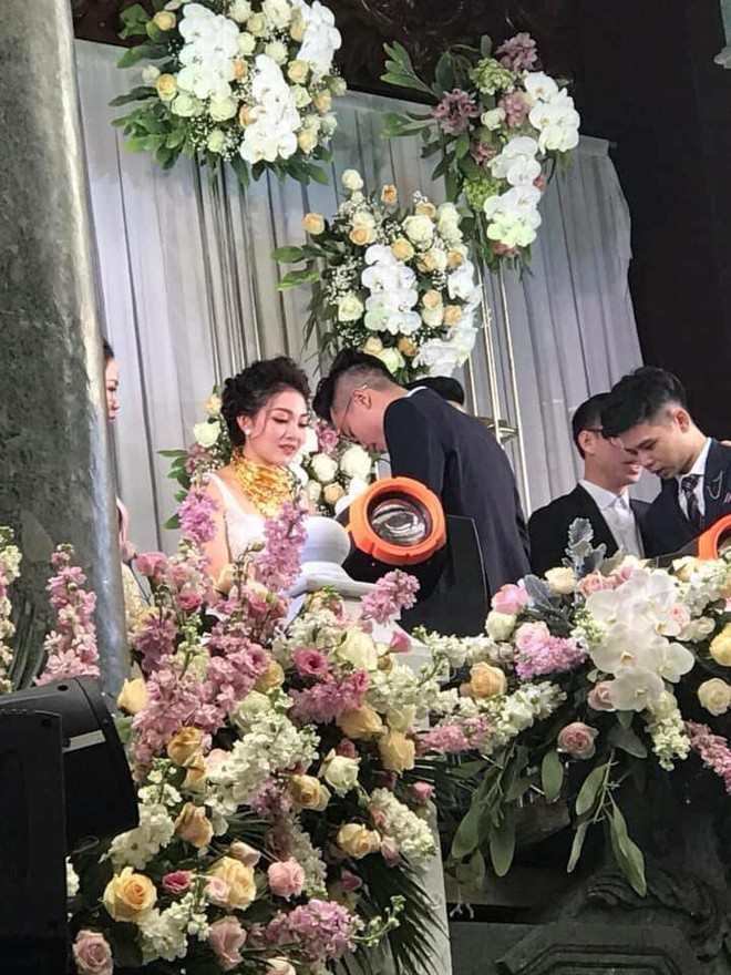 Cận cảnh đám cưới siêu sang ở Nam Định gây xôn xao - Ảnh 13.