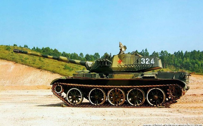 Bộ đội Việt Nam chiếm xe tăng Trung Quốc sản xuất để đánh Khơ me Đỏ: Type 62 đối đầu T-54 chịu sao được nhiệt!
