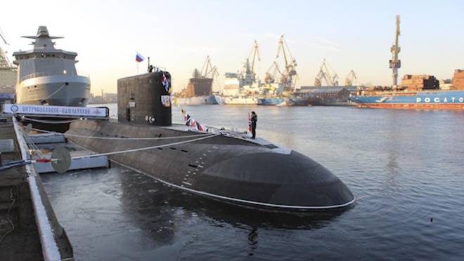 Forbes: Tàu ngầm mới nhất của Nga không giống bất cứ thứ gì mà Hải quân Mỹ có - Ảnh 1.