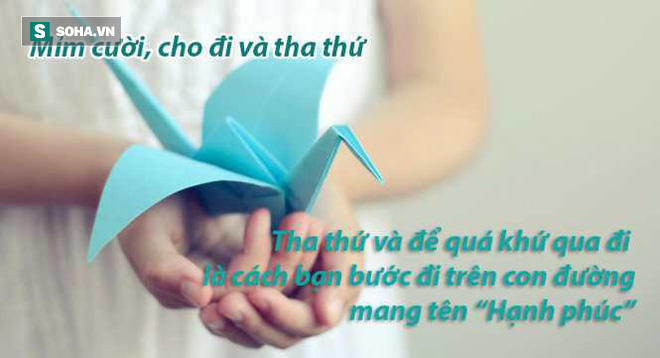 Chứng kiến ông lão va vào xe mình, ông bố hành động bất ngờ và bài học dạy con đắt giá - Ảnh 1.