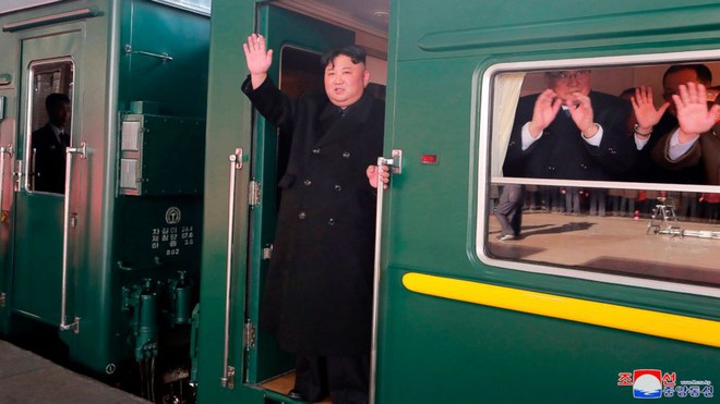 Siêu tàu hỏa của chủ tịch Triều Tiên Kim Jong Un vượt sông Trường Giang, hướng về Việt Nam - Ảnh 2.