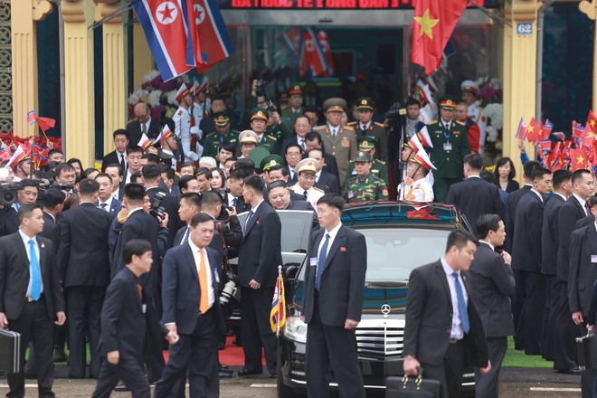 [ẢNH] Toàn cảnh buổi tiếp đón nhà lãnh đạo Triều Tiên Kim Jong Un tại ga Đồng Đăng - Ảnh 14.