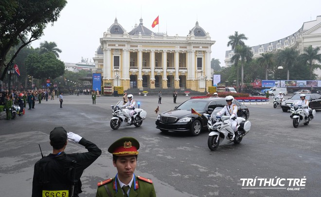 Thượng đỉnh ngày 2: TT Trump và chủ tịch Kim đến khách sạn Metropole, bắt đầu chương trình đối thoại - Ảnh 5.