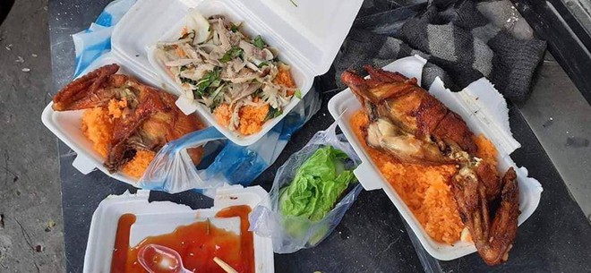 Tà i xế Grab và bữa Än thá»nh soạn trên hè phá», sá»± tháºt Äằng sau khiến nhiá»u ngưá»i giáºn dữ - Ảnh 3.