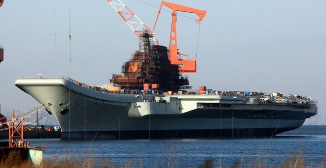 Trung Quốc - Kẻ ăn hôi vĩ đại: Mua tàu sân bay khủng với giá một vốn... bốn nghìn lời - Ảnh 3.