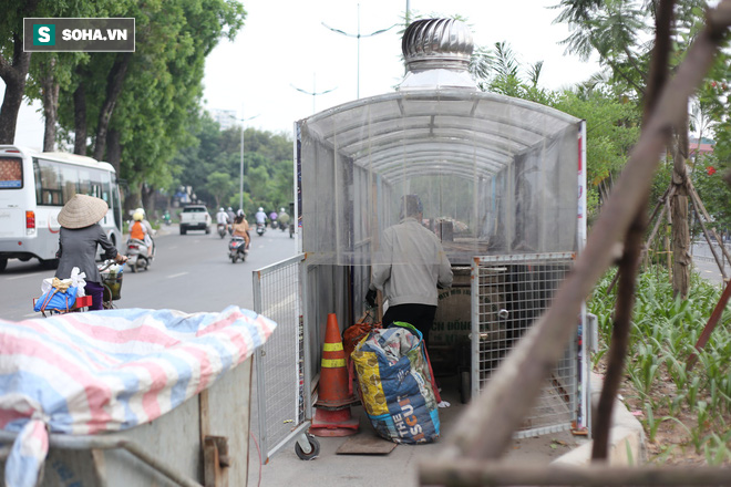 “Nhà chờ” dành riêng cho xe rác xuất hiện trên nhiều tuyến phố Hà Nội - Ảnh 7.