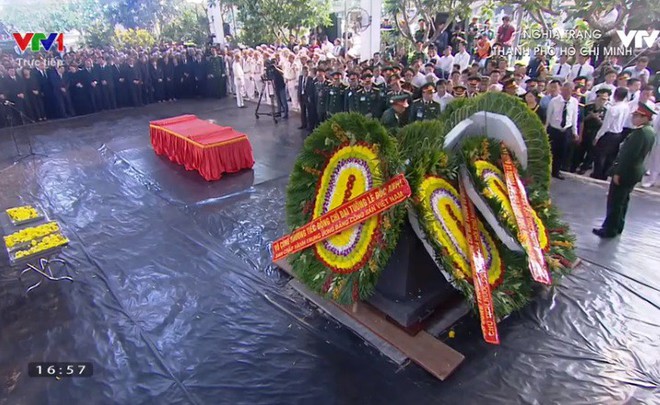 Lễ an táng cố Chủ tịch nước Lê Đức Anh ở TP Hồ Chí Minh - Ảnh 9.