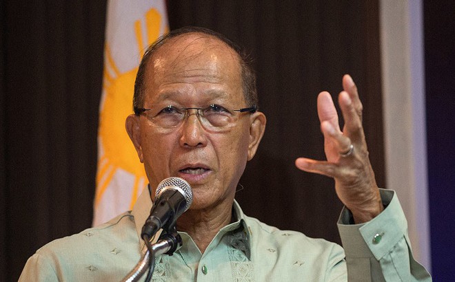 BTQP Philippines: TQ đâm chìm tàu rồi hèn nhát bỏ chạy để mặc ngư dân, cảm ơn tàu Việt Nam giải cứu BTQP Philippines: TQ đâm chìm tàu rồi hèn nhát bỏ chạy để mặc ngư dân, cảm ơn tàu Việt Nam giải cứu