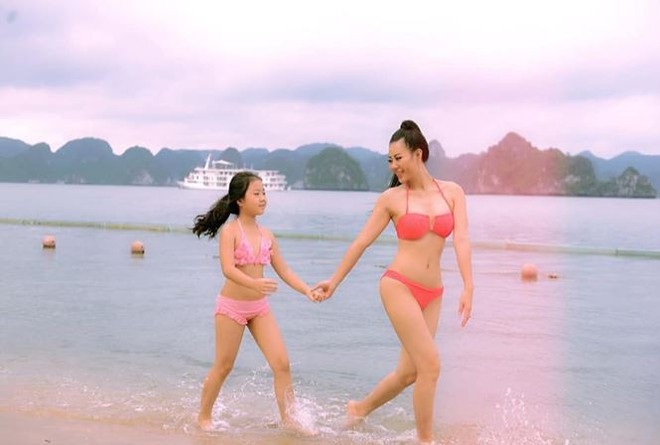 Bỏng mắt với ảnh bikini của 3 mỹ nhân phim truyền hình khung giờ vàng - Ảnh 2. Bỏng mắt với ảnh bikini của 3 mỹ nhân phim truyền hình khung giờ vàng - Ảnh 2.
