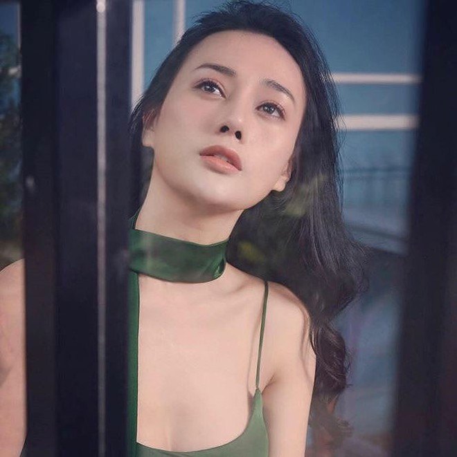 Bỏng mắt với ảnh bikini của 3 mỹ nhân phim truyền hình khung giờ vàng - Ảnh 6. Bỏng mắt với ảnh bikini của 3 mỹ nhân phim truyền hình khung giờ vàng - Ảnh 6.