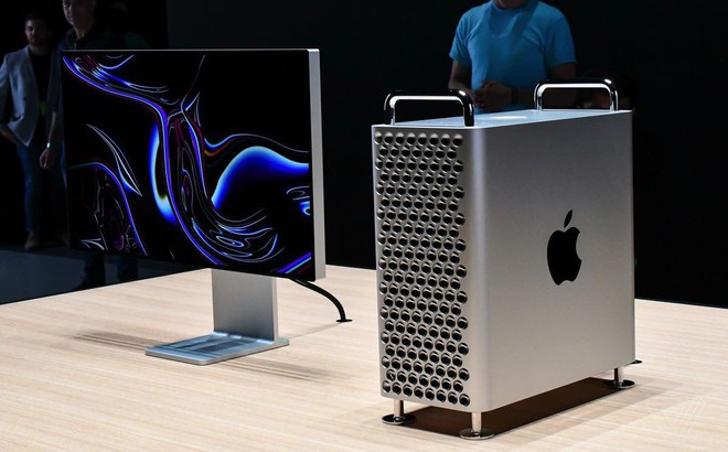 Apple vừa lập kỷ lục mới: bán máy tính có giá đắt hơn cả ô tô hạng sang Apple vừa lập kỷ lục mới: bán máy tính có giá đắt hơn cả ô tô hạng sang