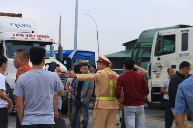 Hà Văn Nam đi tù vì gây rối tại trạm BOT: Ham mê nổi tiếng hư danh mà người thân phải khổ - Ảnh 1.