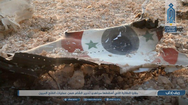 Bí ẩn số phận phi công trên chiến đấu cơ Sukhoi vừa bị bắn hạ - Chiến sự Syria nóng rực, phiến quân hoảng loạn - Ảnh 3.