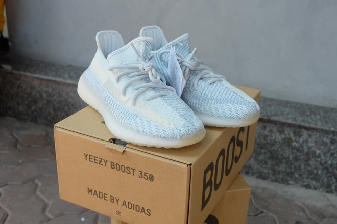 Adidas Yeezy Boost 350 V2 phối màu Cloud White mở bán sáng nay, giá sang tay 11 triệu đồng - Ảnh 5.