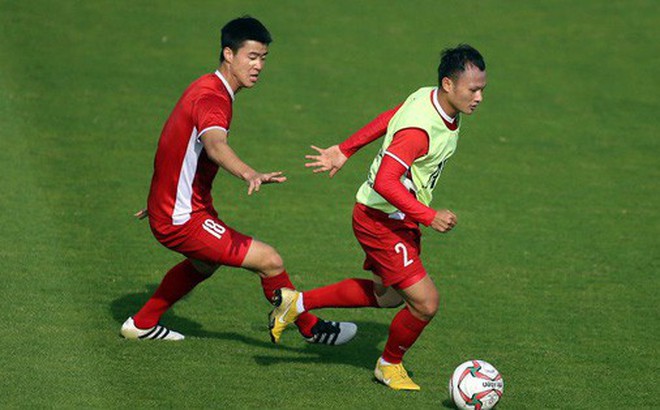 Nhìn Trung Quốc, Iran binh hùng tướng mạnh, mới thấy Việt Nam vẫn quá "nhỏ bé" tại Asian Cup 2019 Nhìn Trung Quốc, Iran binh hùng tướng mạnh, mới thấy Việt Nam vẫn quá "nhỏ bé" tại Asian Cup 2019