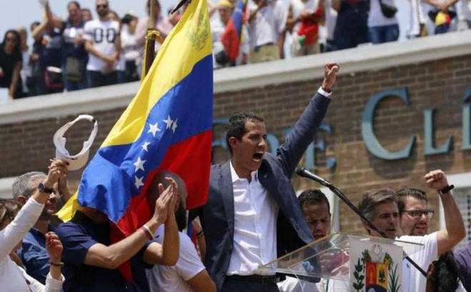 Ông Guaido đi vận động toàn quốc nhằm lật đổ Tổng thống Maduro Ông Guaido đi vận động toàn quốc nhằm lật đổ Tổng thống Maduro