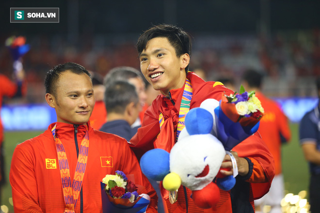 Trước sức ép nghẹt thở từ đại kình địch, U23 Việt Nam khó lòng bước qua vạch xuất phát - Ảnh 2.