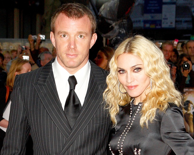 Madonna: Vẻ đẹp bốc lửa và tình sử phức tạp với 16 người tình kém tuổi, có người đáng tuổi con - Ảnh 4.