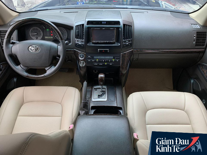 Xe hiếm Toyota Land Cruiser thế hệ 6 rao bán giá bằng một nửa phiên bản mới - Ảnh 3.