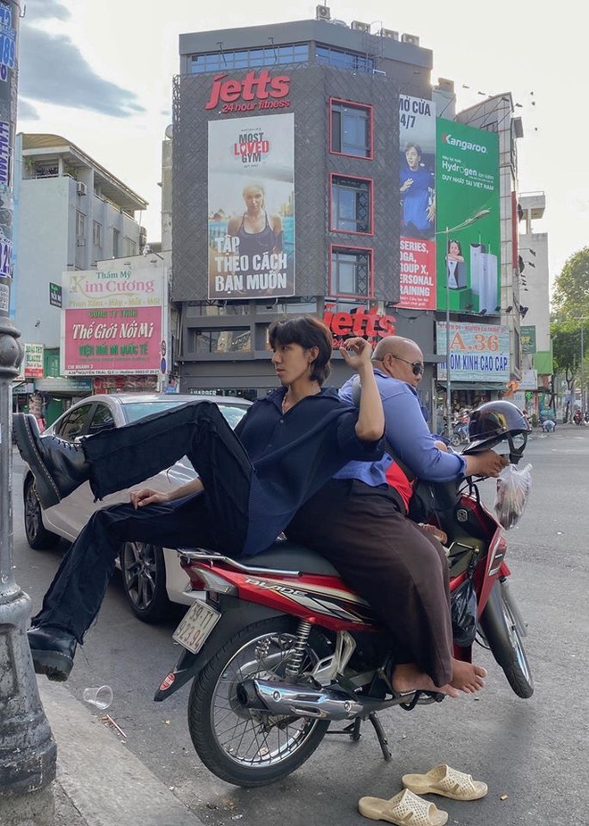 Bài đăng nghìn like của chủ shop thời trang về bác xe ôm, đọc xong ai cũng thốt lên: Đáng yêu quá - Ảnh 1. Bài đăng nghìn like của chủ shop thời trang về bác xe ôm, đọc xong ai cũng thốt lên: Đáng yêu quá - Ảnh 1.