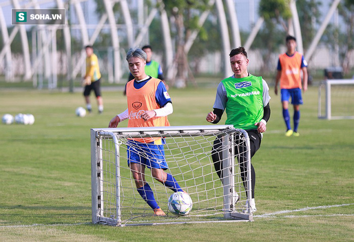 Nổi nhất U23 Việt Nam, Văn Toàn  lần đầu chia sẻ về mái tóc bạch kim - Ảnh 2.