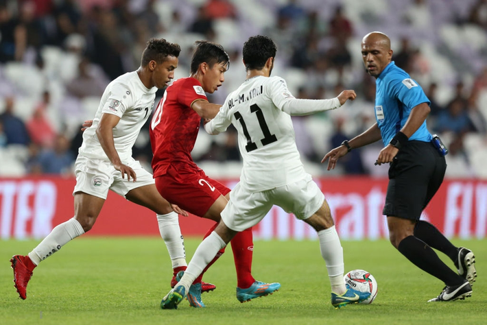 Con số biết nói đằng sau cú ngã lịch sử đưa Việt Nam vòng 1/8 Asian Cup 2019 - Ảnh 3.