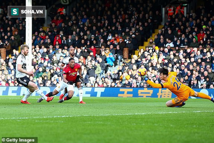 Song sát Pogba - Martial lập tuyệt phẩm nhấn chìm đối thủ, cướp ngôi thứ tư của Chelsea - Ảnh 3. Song sát Pogba - Martial lập tuyệt phẩm nhấn chìm đối thủ, cướp ngôi thứ tư của Chelsea - Ảnh 3.