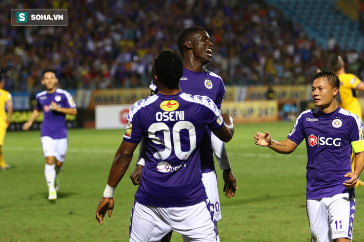 Quang Hải lập siêu phẩm, Hà Nội FC dễ dàng đè bẹp SLNA - Ảnh 1.