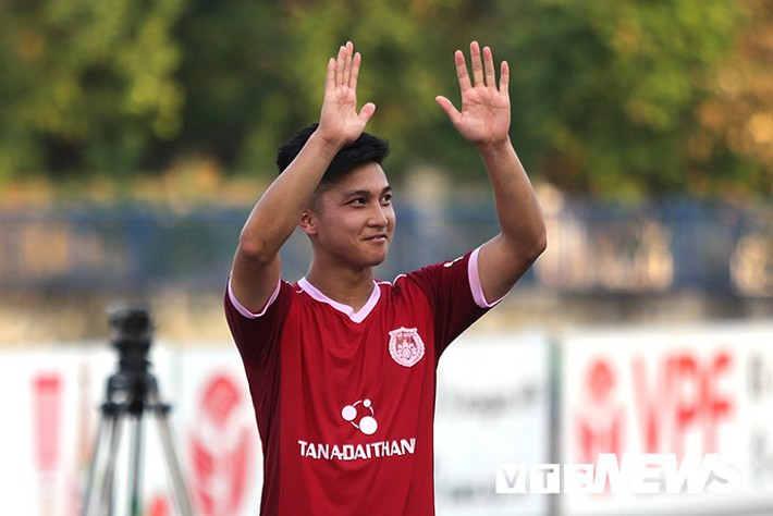 Ngôi sao Việt kiều Martin Lo: Bỏ Úc lại sau lưng, tự hào vì người Việt Nam làm bóng đá rất tốt - Ảnh 5.