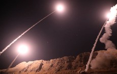 Lầu Năm Góc: Iran quá liều lĩnh khi tấn công tên lửa vào Syria