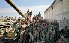 Bị QĐ Syria đánh tơi tả, nhóm đối lập lớn thứ hai tại Đông  Ghouta quỳ gối xin tha