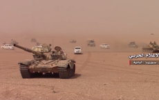 IS bất ngờ tấn công Deir Ezzor: Quân đội Syria chủ quan - Trả giá rất đắt IS bất ngờ tấn công Deir Ezzor: Quân đội Syria chủ quan - Trả giá rất đắt