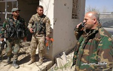 Syria: 20 triệu USD đổi lấy sự ra đi không tiếng súng của phiến quân tử thủ Đông Ghouta? Syria: 20 triệu USD đổi lấy sự ra đi không tiếng súng của phiến quân tử thủ Đông Ghouta?